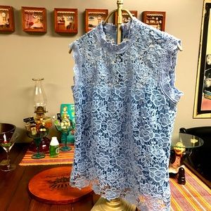 Lace sleeveless top